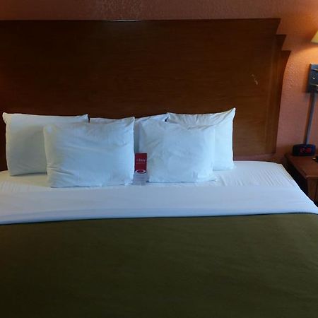 Econo Lodge Mcpherson エクステリア 写真