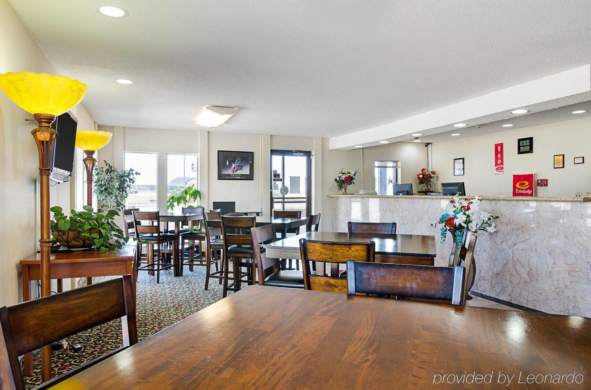 Econo Lodge Mcpherson エクステリア 写真