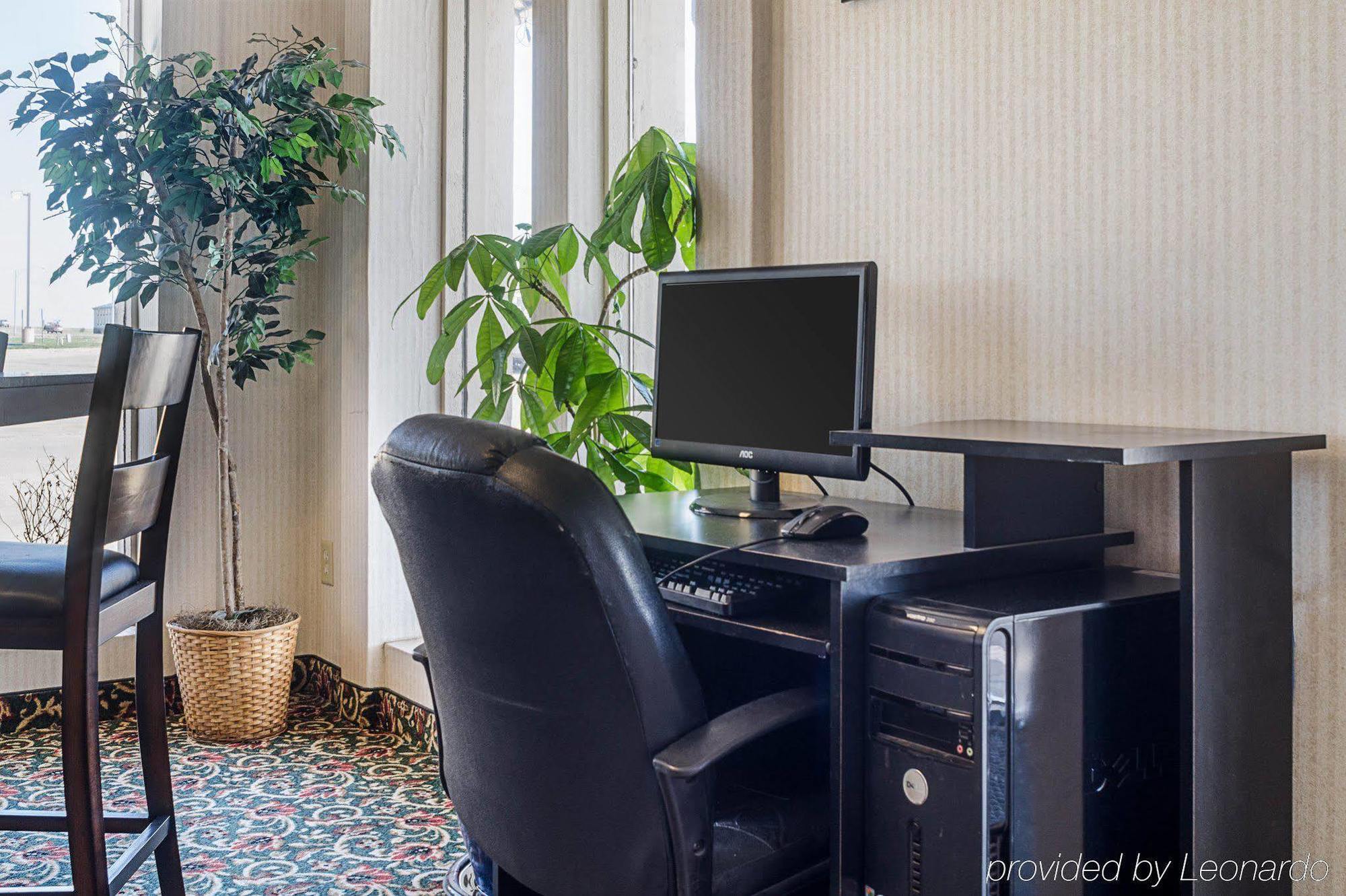Econo Lodge Mcpherson エクステリア 写真