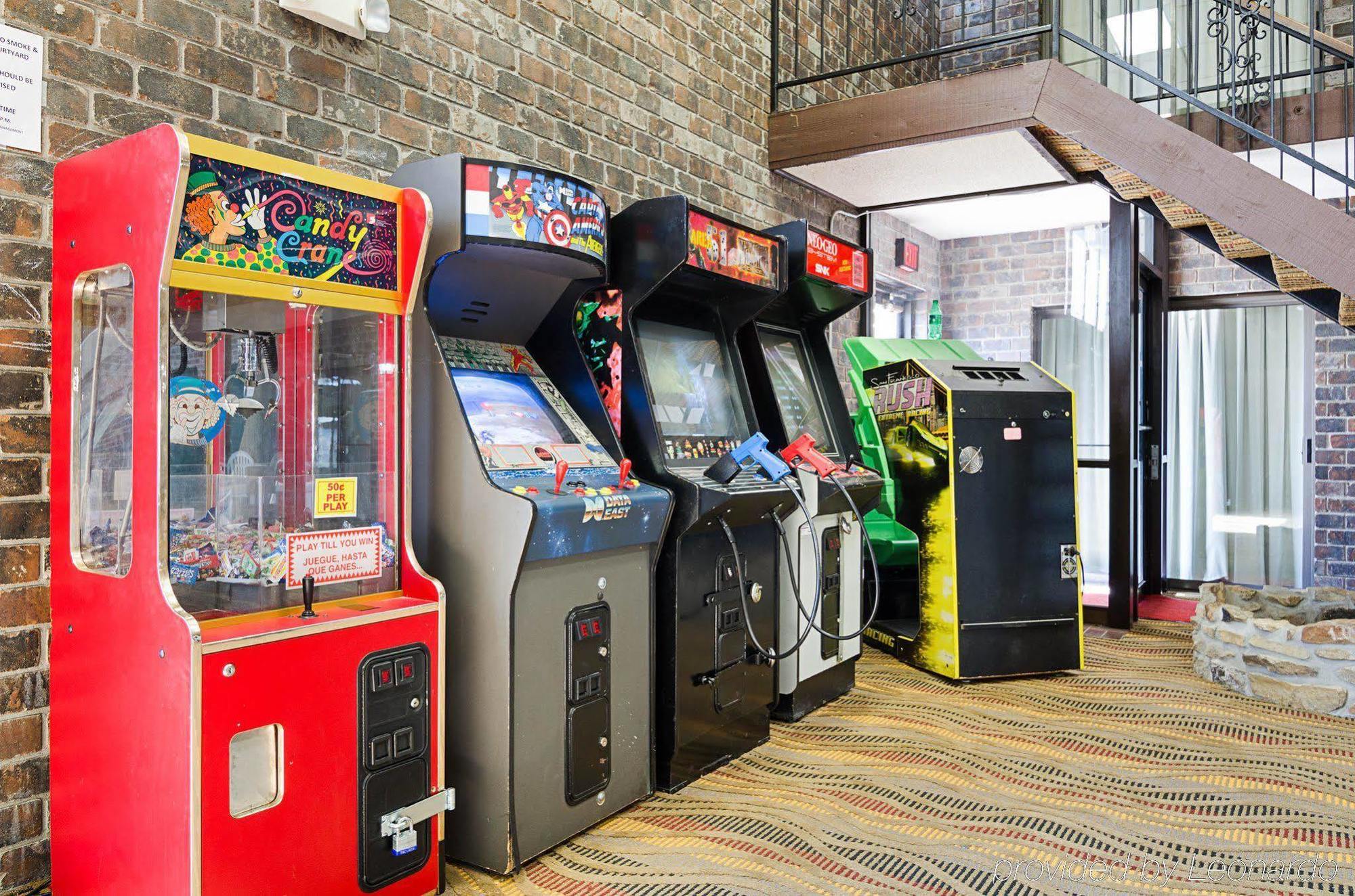 Econo Lodge Mcpherson エクステリア 写真