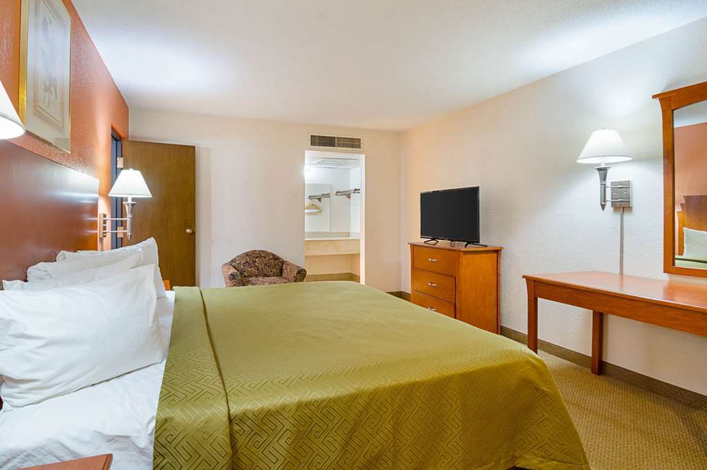 Econo Lodge Mcpherson 部屋 写真